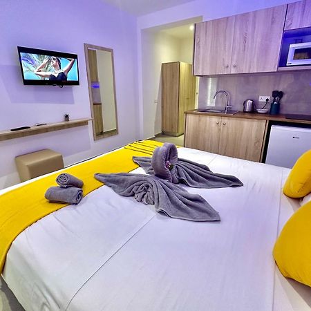 Sun Plaza Suites - Adults Only Ayia Napa Ngoại thất bức ảnh