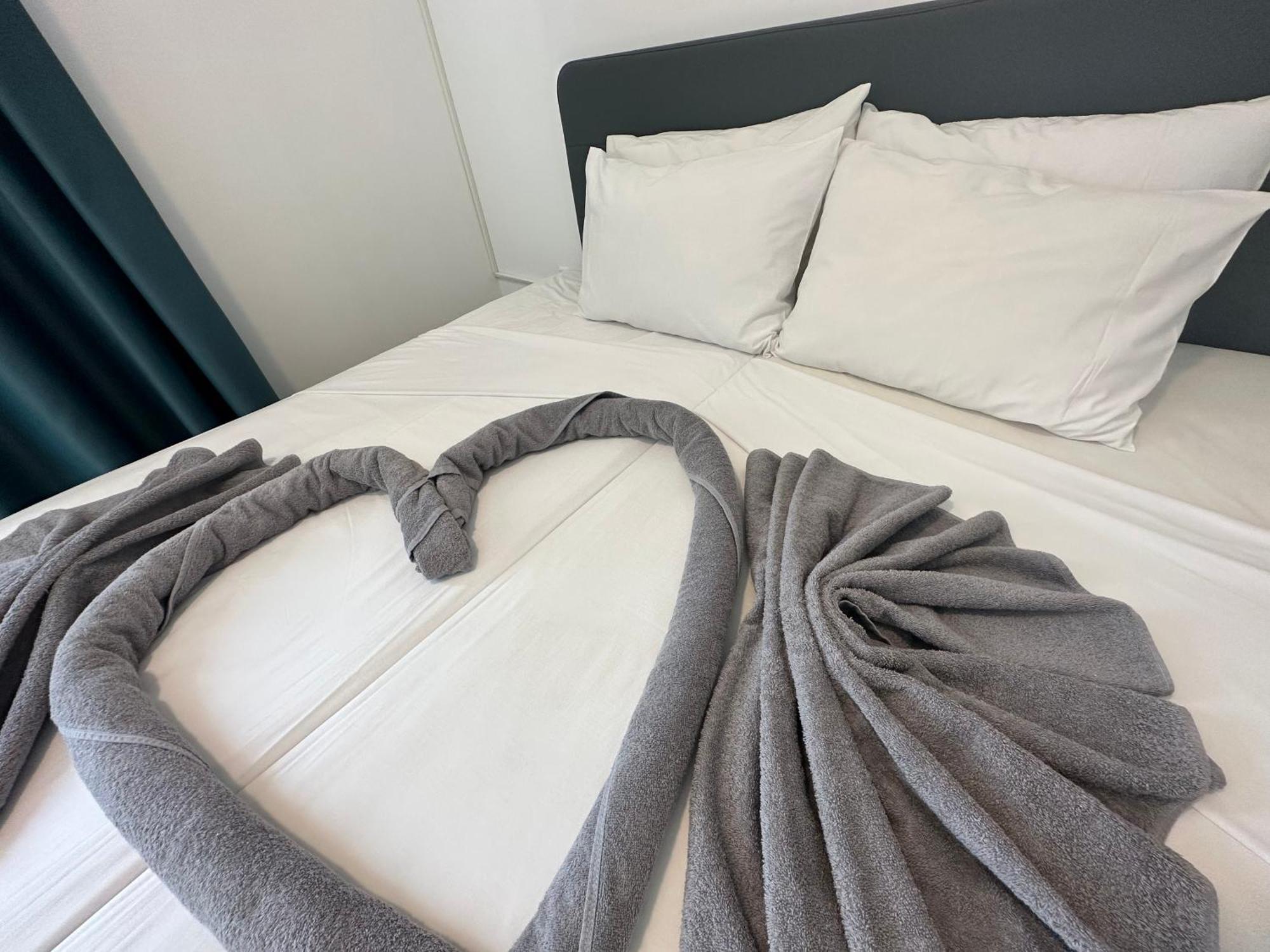 Sun Plaza Suites - Adults Only Ayia Napa Ngoại thất bức ảnh