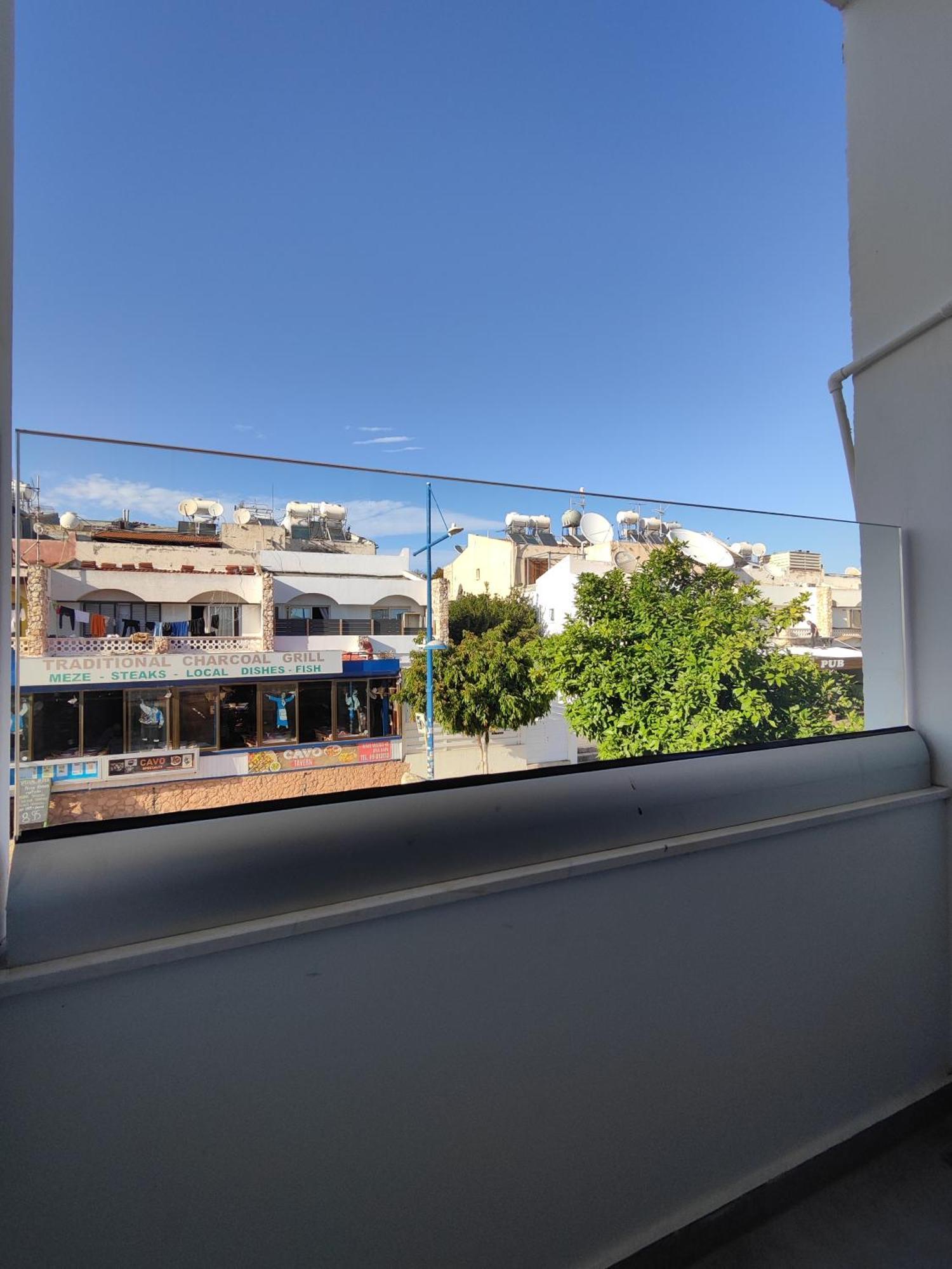 Sun Plaza Suites - Adults Only Ayia Napa Ngoại thất bức ảnh