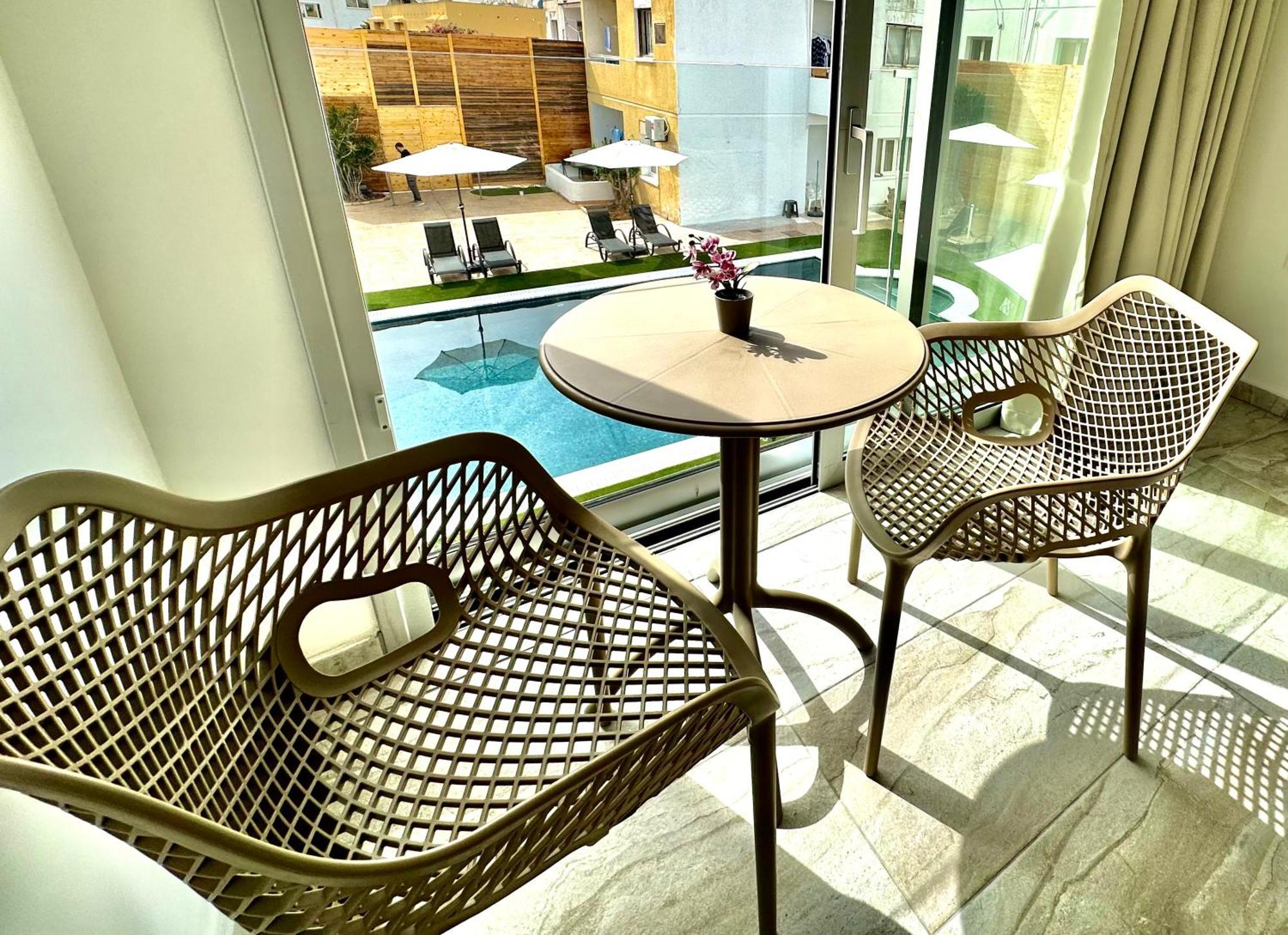 Sun Plaza Suites - Adults Only Ayia Napa Ngoại thất bức ảnh