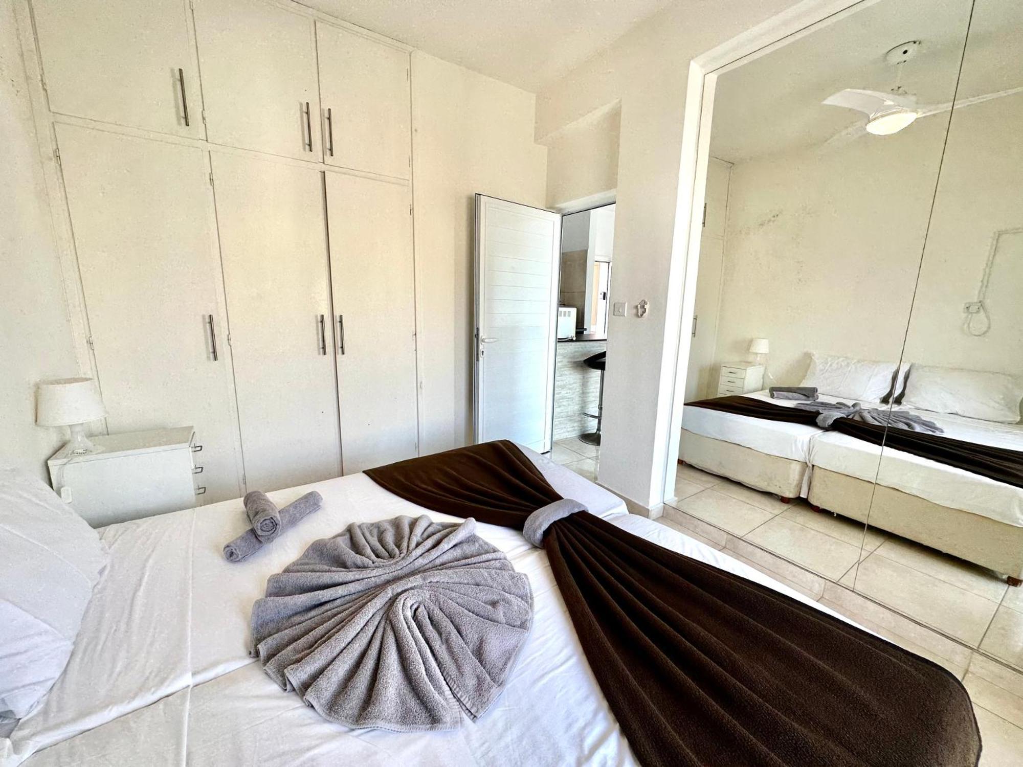 Sun Plaza Suites - Adults Only Ayia Napa Ngoại thất bức ảnh